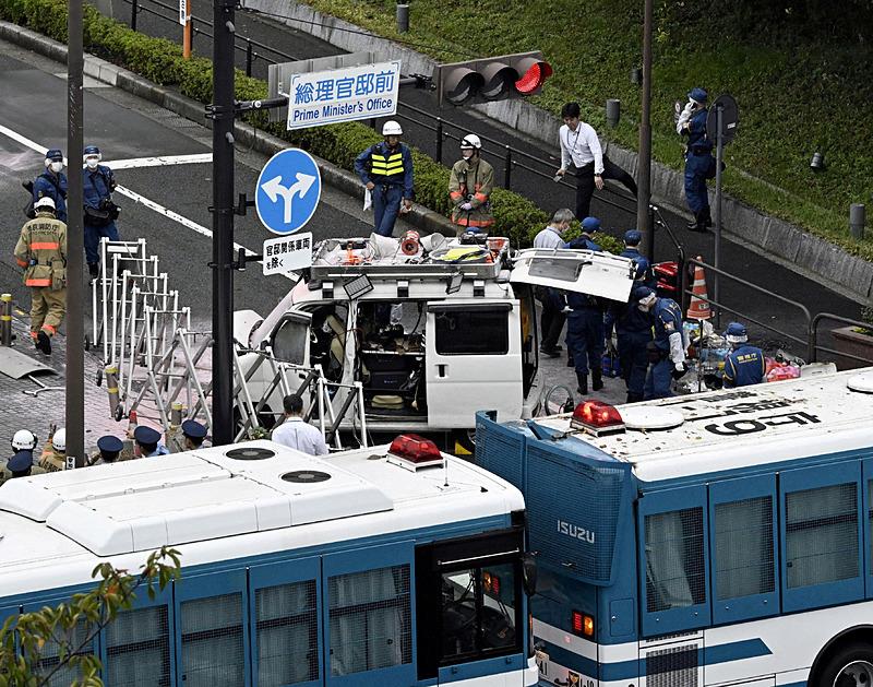 Japonya'da iktidarda olan Liberal Demokrat Parti’nin (LDP) başkent Tokyo’daki genel merkezine molotofkokteylli saldırı düzenlendi, Reuters