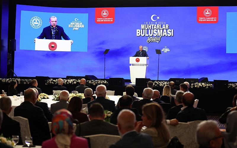 Başkan Erdoğan, İstanbul’da Muhtarlar Buluşması programında önemli açıklamalarda bulundu (AA)