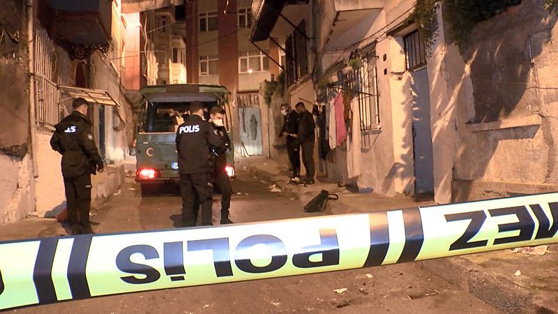 Beyoğlu'nda yabancı uyruklu anne ve bebeği ölü bulundu (DHA)