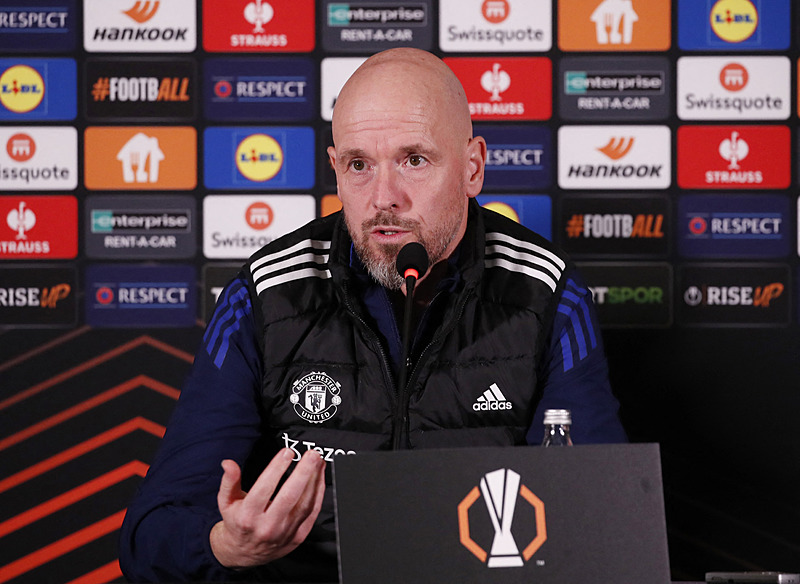 Erik Ten Hag, fazla taraftarın kendilerine motive sağlayacağını söyledi (REUTERS)