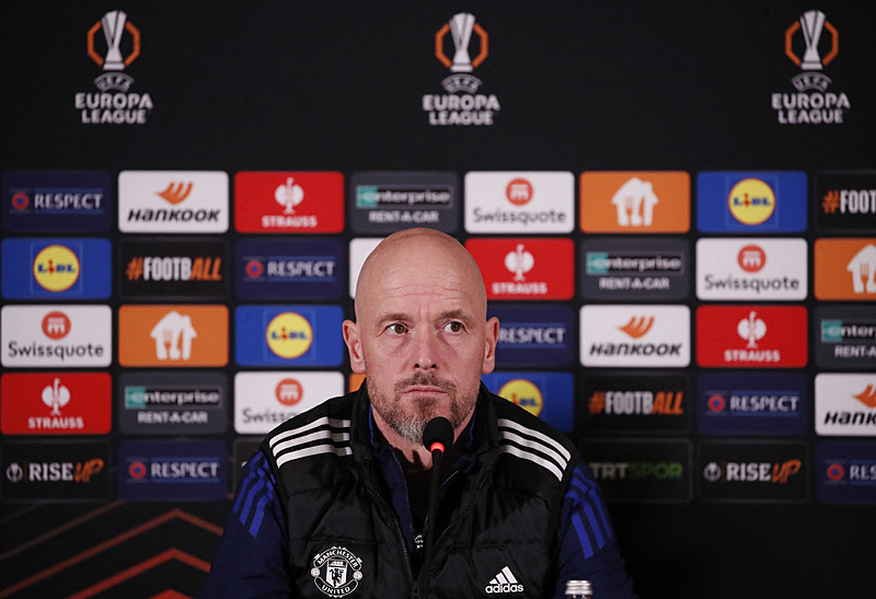 Erik Ten Hag Jose Mourinho'nun başarılı olacağına inandığını söyledi. (REUTERS)