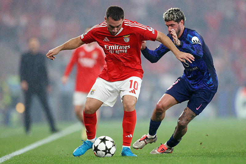 Benfica formasıyla 53 maçta sahaya çıkan Orkun Kökçü, 11 gol attı ve 14 asist yaptı. (AFP)