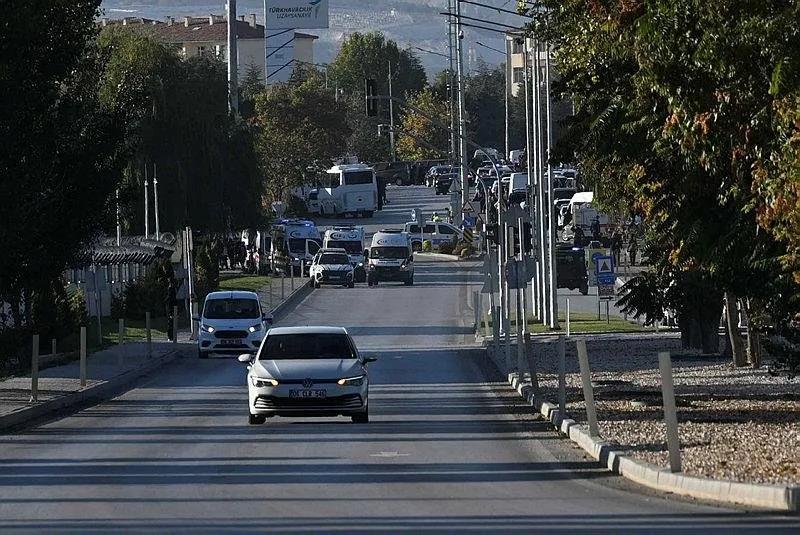 TUSAŞ saldırısının ardından ekipler hızlıca bölgeye sevk edildi. (Fotoğraf: Takvim.com.tr Fotoğraf Servisi)