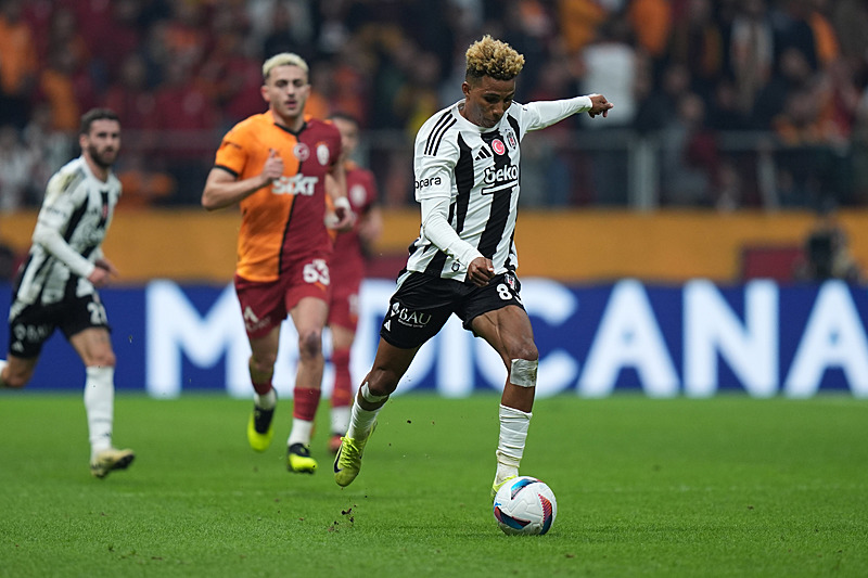 Gedson Fernandes Beşiktaş adına derbide de en çok mücadele eden isimler arasında yer aldı (AA)