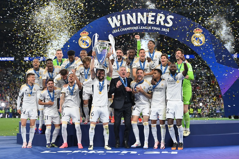 Real Madrid yılın takımı oldu (Evening Standard)