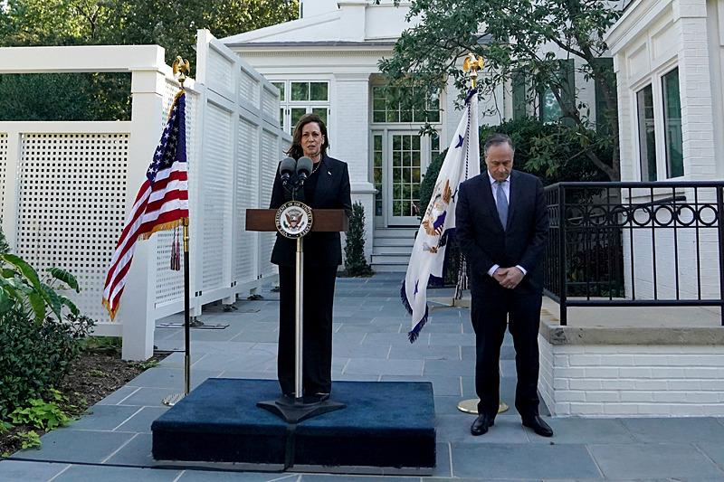 Kamala Harris ve eşi Doug Emhoff, Takvim Fotoğraf Arşivi