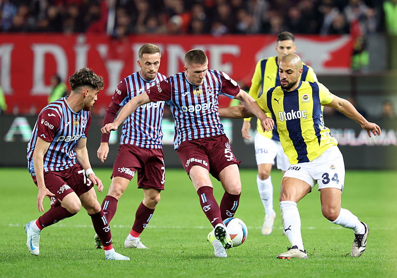 Trabzonspor Fenerbahçe'ye son dakikada mağlup oldu (AA)