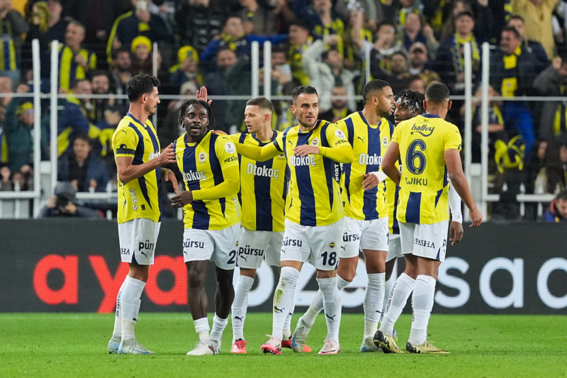 Samet Akaydin Fenerbahçe'deki ilk golünü attı (AA)