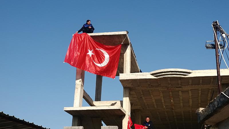 Şehit Yiğit Can Yiğit'in Adana'daki ailesine şehadet haberi verildi (DHA)