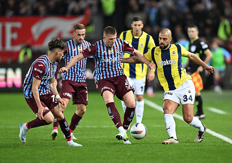 Sofyan Amrabat (AA)