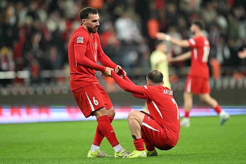 Orkun Kökçü ve Kerem Aktürkoğlu. (AA)