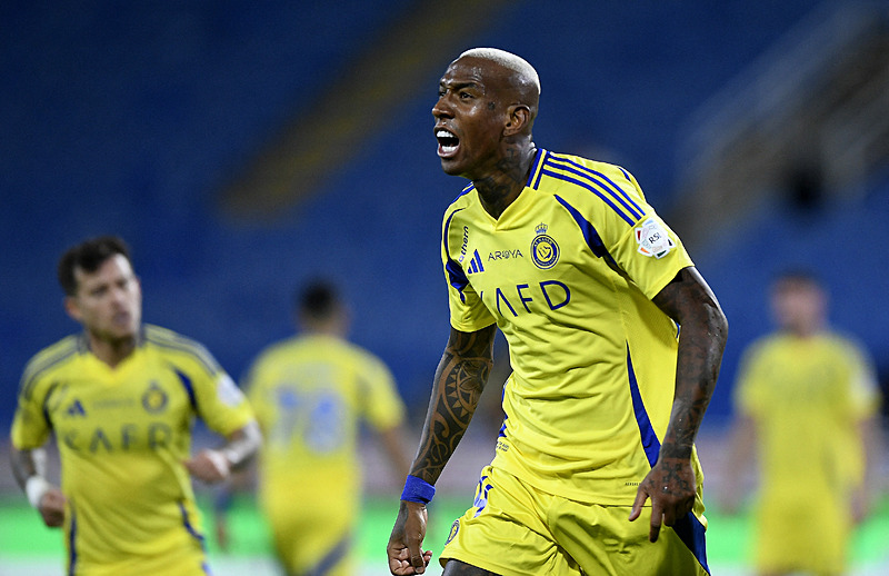 Fenerbahçe Anderson Talisca'nın transferini bitirmek istiyor (REUTERS)