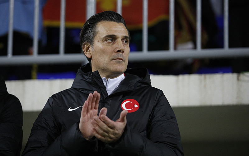 Vincenzo Montella bazı değişikliklerle Karadağ karşısına çıktı (REUTERS)