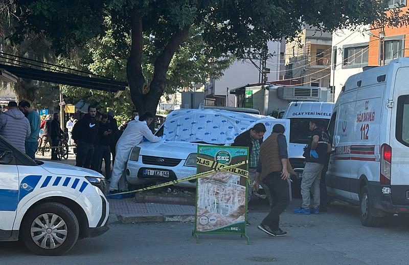 Ebru Ayşe Beyaz eski sevgilisi Ramazan Arıcı'yı öldürüp intihar etti