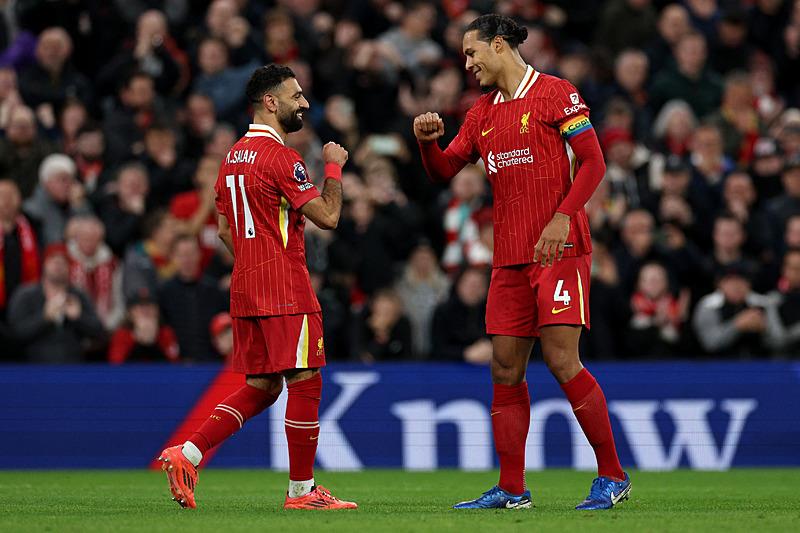 Mohamed Salah ve Virgil van Dijk. (REUTERS)