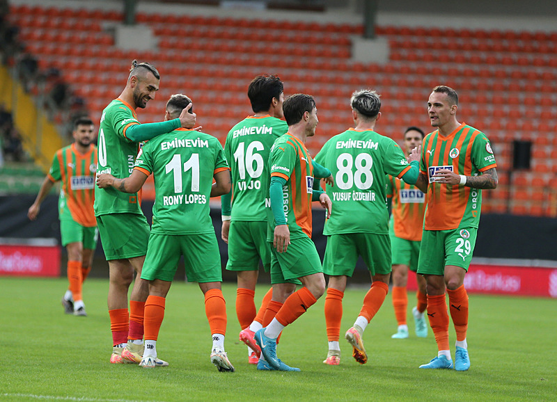 Alanyaspor Fethiyespor'u 4-1 yendi (AA)