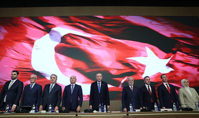 Başkan Erdoğan, partisinin Genişletilmiş İl Başkanları Toplantısı'na katıldı (AA)