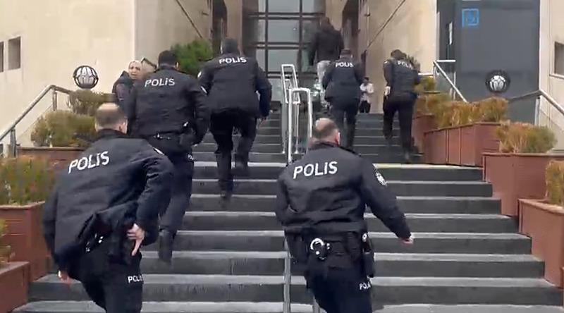 Bursa Adliyesi'nde silahlı saldırı yaşandı (Fotoğraf: DHA)