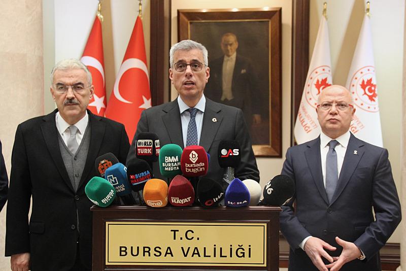 Bakan Memişoğlu Bursa'da saldırıya ilişkin açıklama yaptı (Fotoğraf: AA)