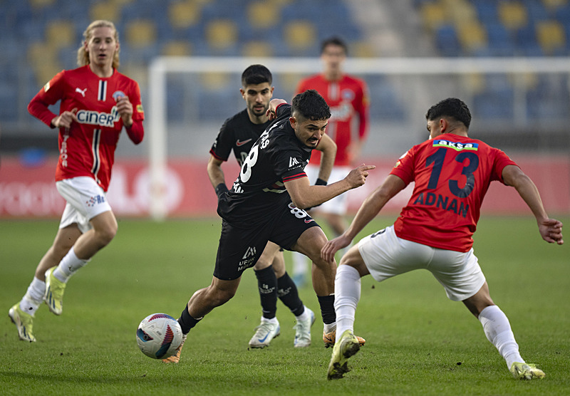 Kasımpaşa Gençlerbirliği'ni 1-0 yendi (Anadolu Ajansı)