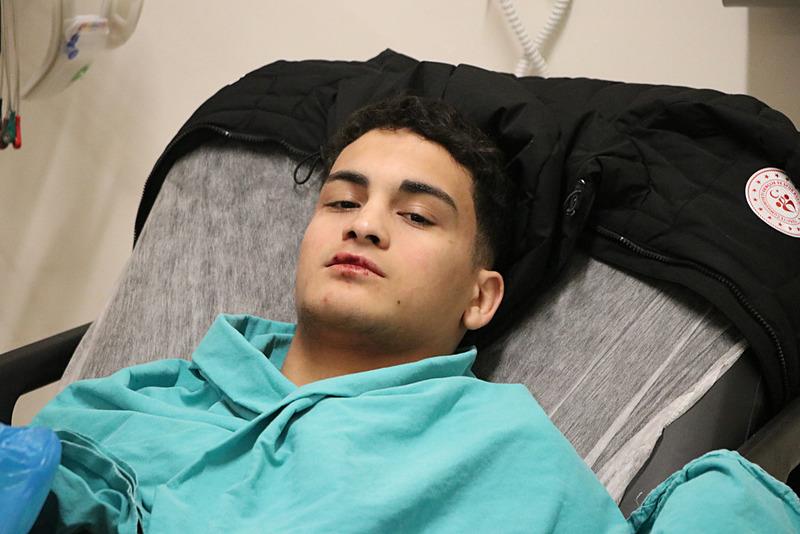 Şehir Hastanesinde tedavisi süren yaralılardan Berkay Aydın (AA)