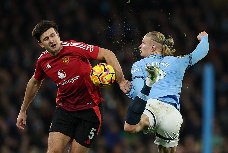 Harry Maguire Manchester United kariyerinde hep tartışılan bir isim oldu (REUTERS)