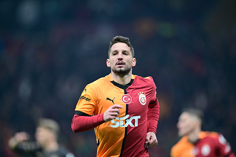 Dries Mertens'in Galatasaray kariyerinde 24 golü ve 35 asisti bulunuyor (AA)