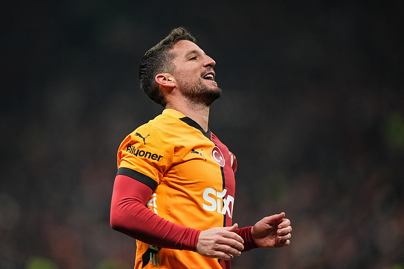 Dries Mertens'in kontratı sezon sonunda bitiyor (AA)