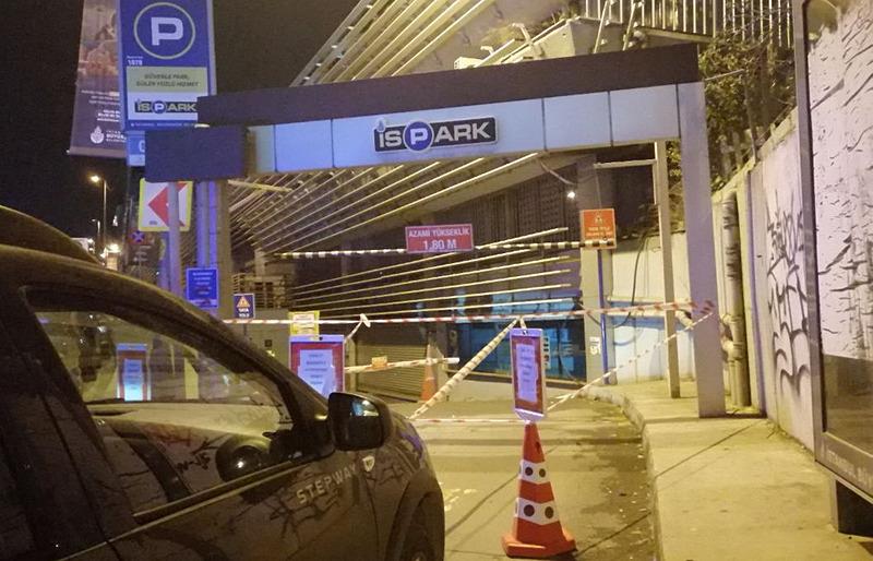 İBB'nin Beyoğlu'ndaki otoparkı tedbir amacıyla boşaltılacak. (AA)