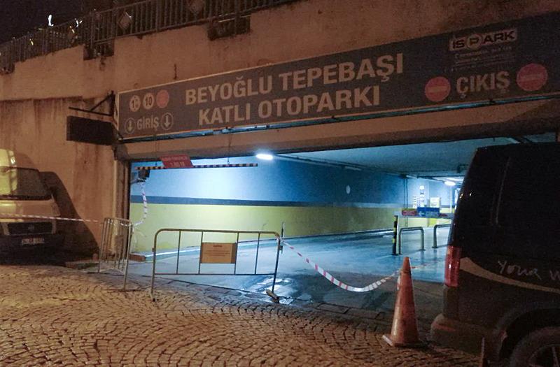 İBB'nin Beyoğlu'ndaki otoparkı tedbir amacıyla boşaltılacak. (AA)