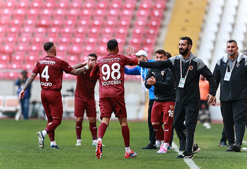 Rize deplasmanda kazandı! Hatayspor - Rizespor : 1-2 | MAÇ SONUCU-1