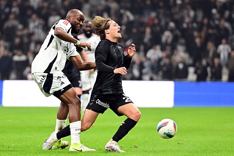 Al Musrati ve Carlo Holse (AA)