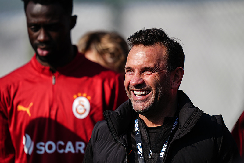 Okan Buruk (AA)