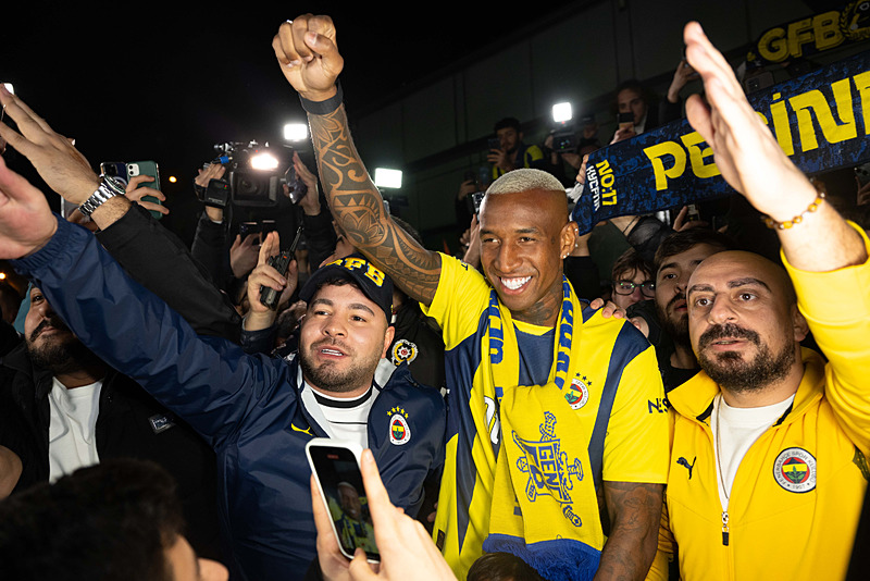 Anderson Talisca (AA)