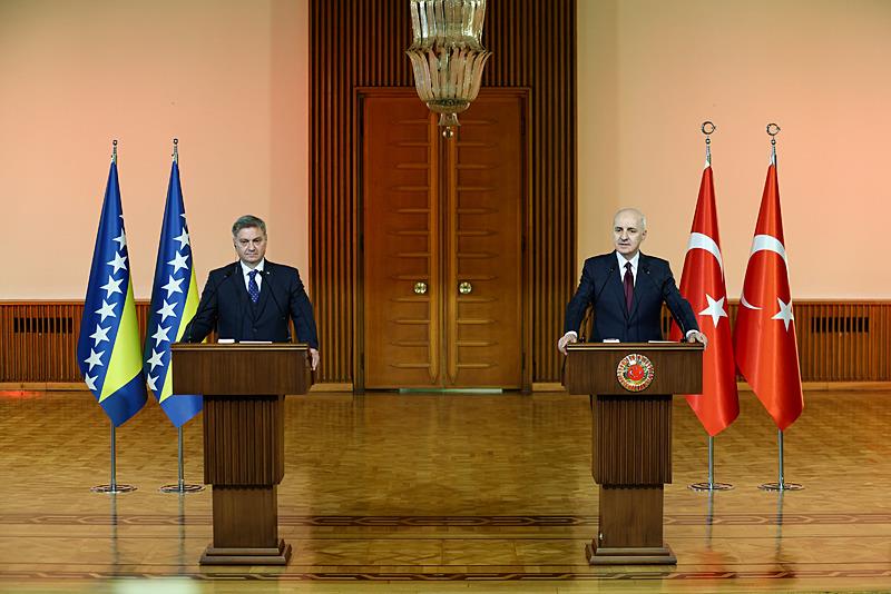 baskan-erdogan-bosna-hersek-parlamentosu-temsilciler-meclisi-baskani-denis-zvizdici-kabul-etti-1738068139048.jpeg Başkan Erdoğan Bosna-Hersek Parlamentosu Temsilciler Meclisi Başkanı Denis Zvizdic'i kabul etti-3
