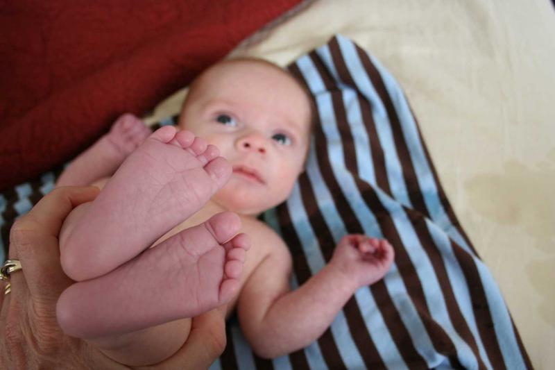 bebeklerden-alinan-topuk-kani-ne-anlama-geliyor-topuk-kani-testi-ile-hangi-hastaliklar-cikar-1738244375045.jpeg Bebeklerden alınan topuk kanı ne anlama geliyor? Topuk kanı testi ile hangi hastalıklar çıkar?-5