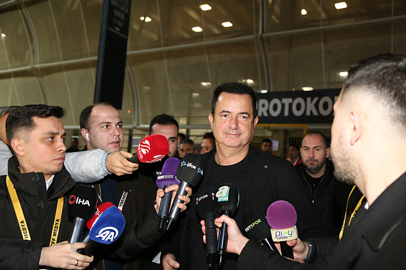 Acun Ilıcalı (DHA)