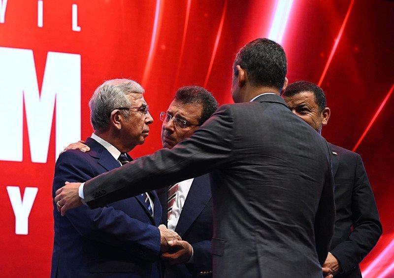 İmamoğlu ve Yavaş ikilisi peşi sıra açıklamalarla birbirini yıpratıyor (Takvim.com.tr)