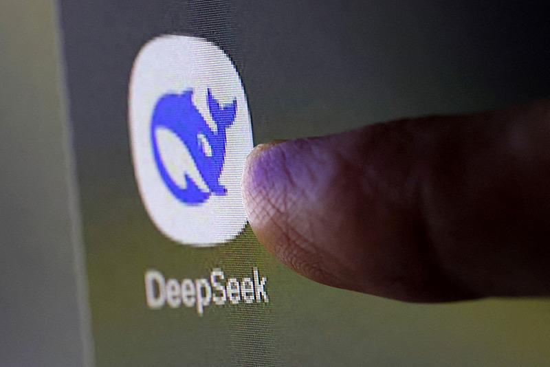 DeepSeek, Reuters