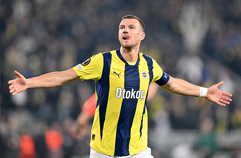 Edin Dzeko (AA)