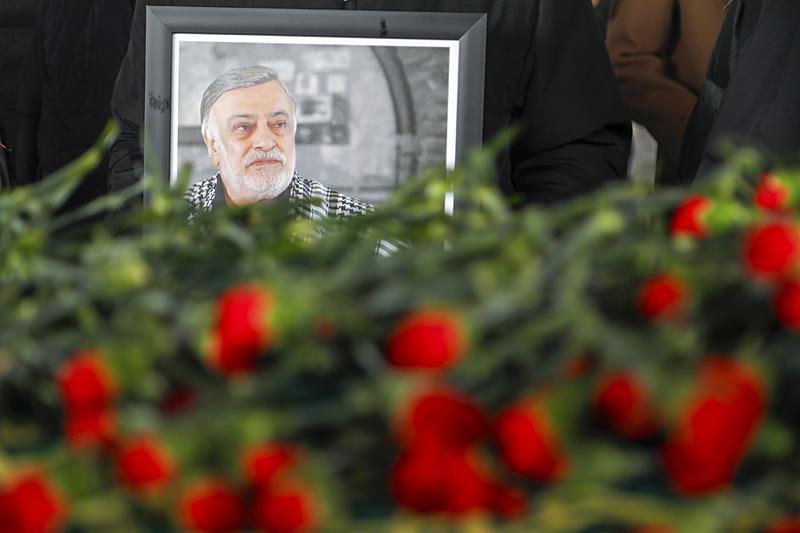 Antalya'da yaşamını yitiren Mustafa Kahtalı için Antalya Büyükşehir Belediyesi Uncalı Kent Mezarlığı'nda tören düzenlendi. (DHA)