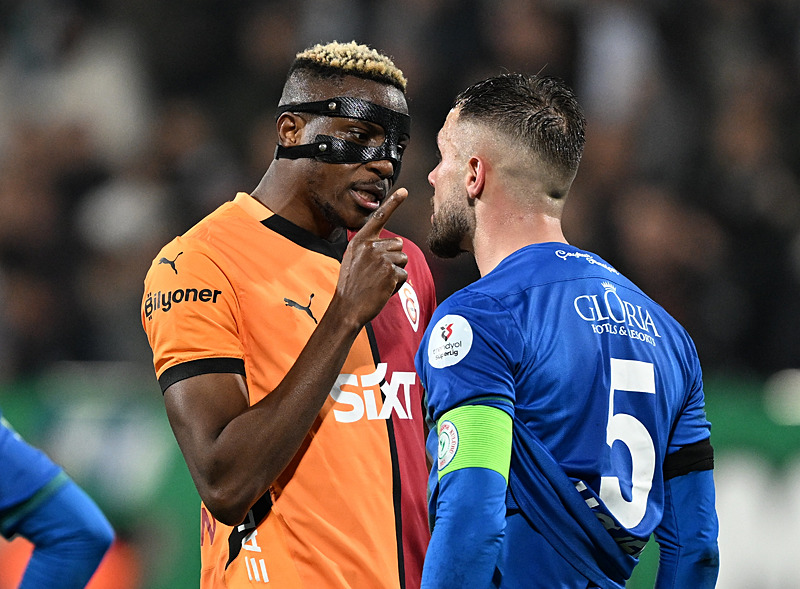 Victor Osimhen (AA)
