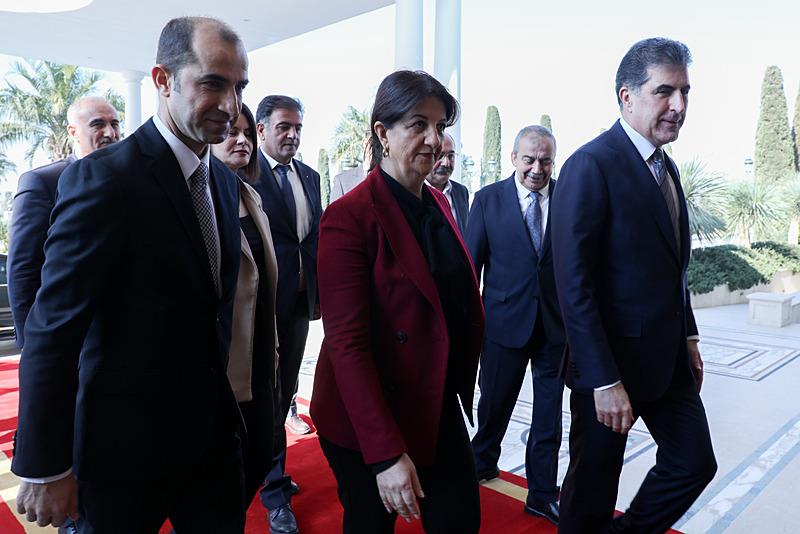 DEM Parti heyeti Erbil’de IKBY Başkanı Barzani ile görüştü (AA)