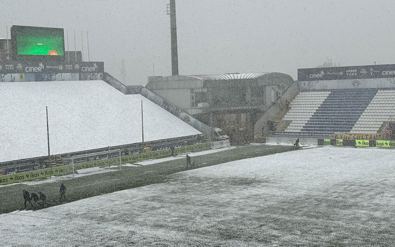 Eyüpspor - Beşiktaş maçı öncesi Recep Tayyip Erdoğan Stadyumu'ndaki çalışmalar devam ediyor (AA)