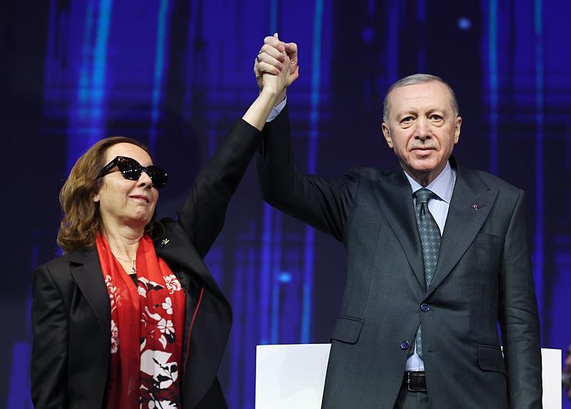  Gelecek Partisi'nden istifa eden Antalya Milletvekili Serap Yazıcı Özbudun AK Parti'ye katıldı. (AA)