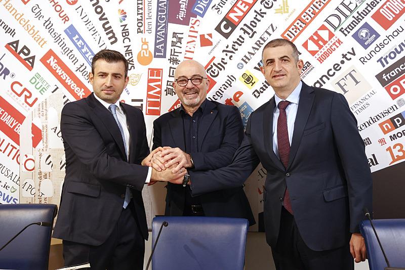 Baykar, Avrupa'nın en büyük savunma firmalarından Leonardo ile ortaklık anlaşması imzaladı (Fotoğraf: AA)