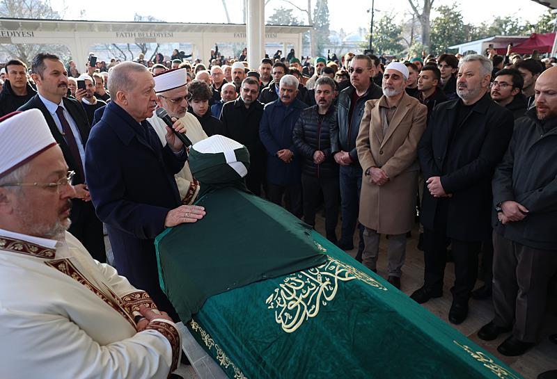 Başkan Erdoğan, Yağcıoğlu'nun cenazesine katıldı. (AA)