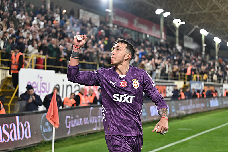 Fernando Muslera (AA)