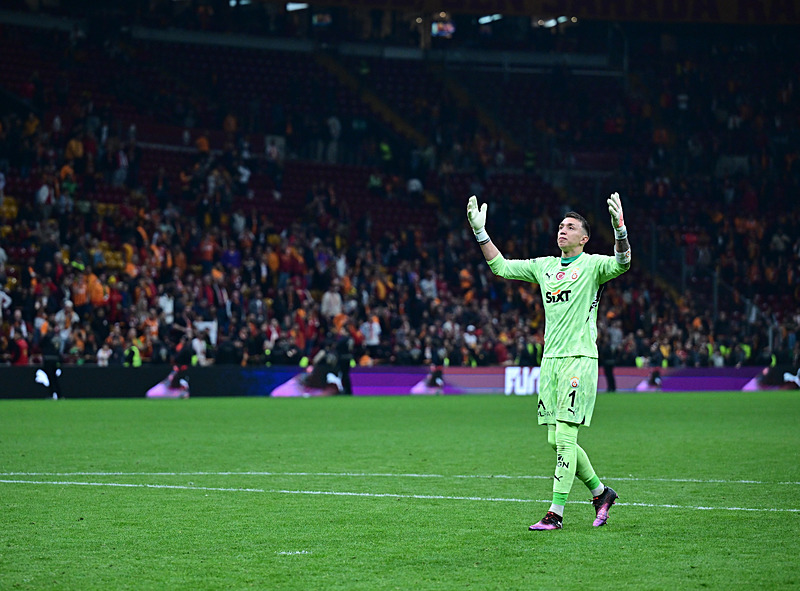 Fernando Muslera (AA)