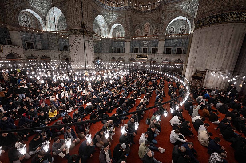 Prof. Dr. Nihat Hatipoğlu kaleme aldı: Haset insanı günaha iter. (AA)